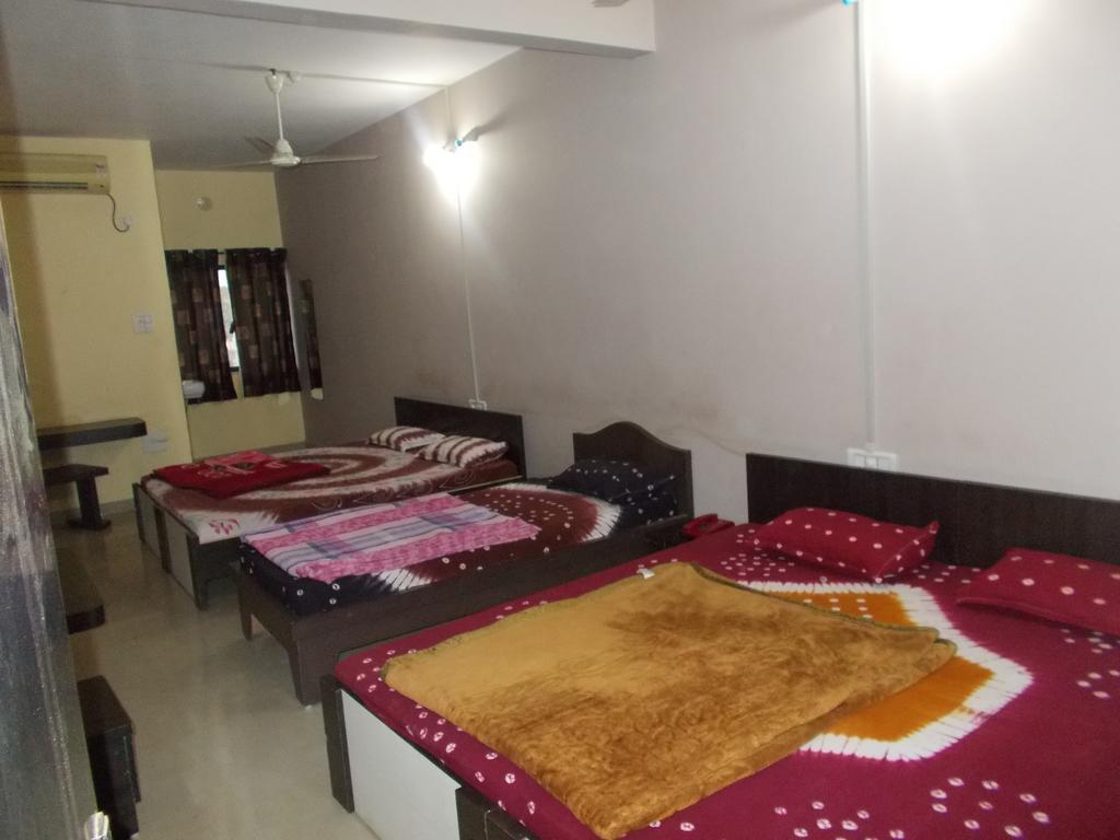 Hotel Rudraksh Virani Extérieur photo